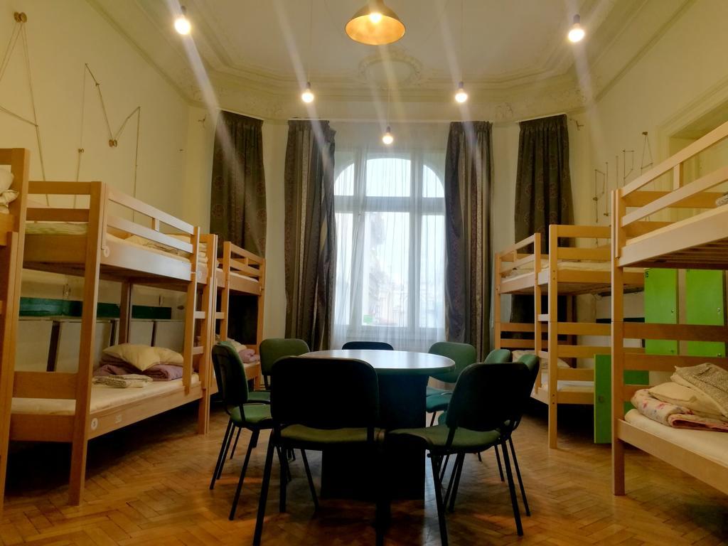 Little Bucharest Old Town Hostel Екстериор снимка