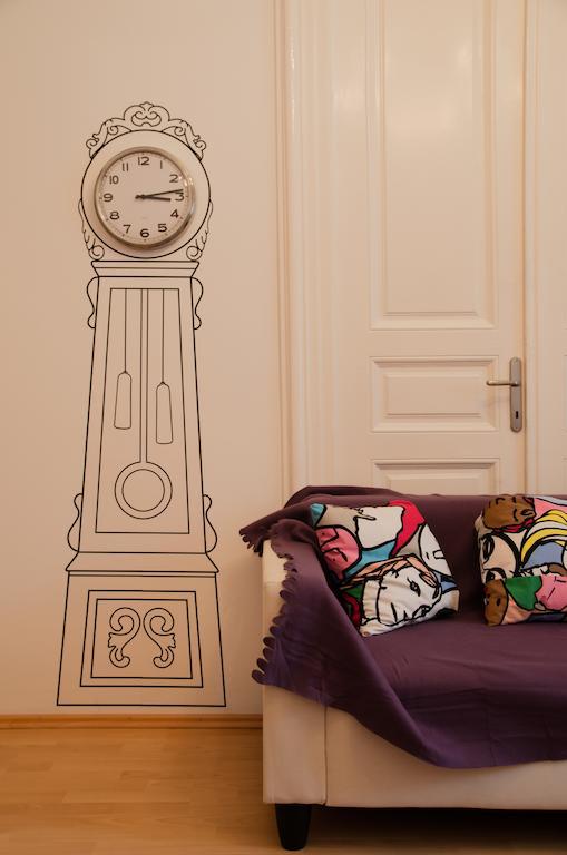 Little Bucharest Old Town Hostel Екстериор снимка