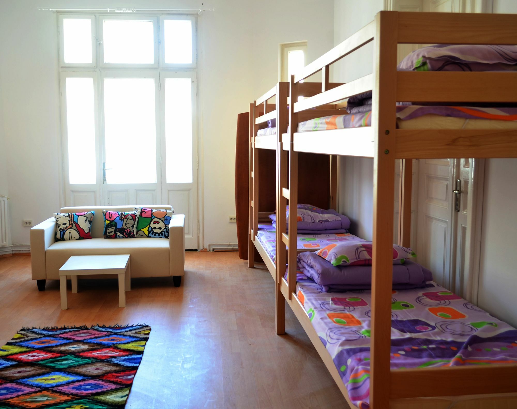 Little Bucharest Old Town Hostel Екстериор снимка